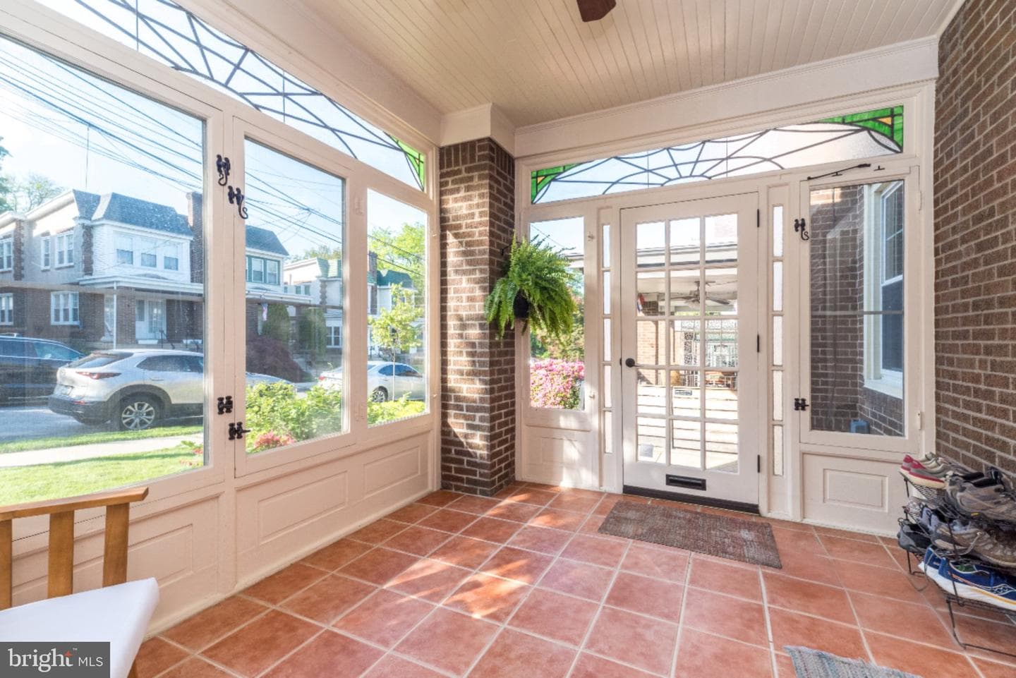 649 Hermitage Street photo 2