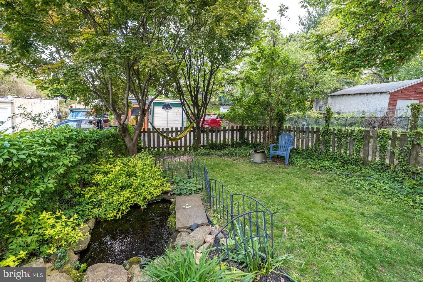 649 Hermitage Street photo 34