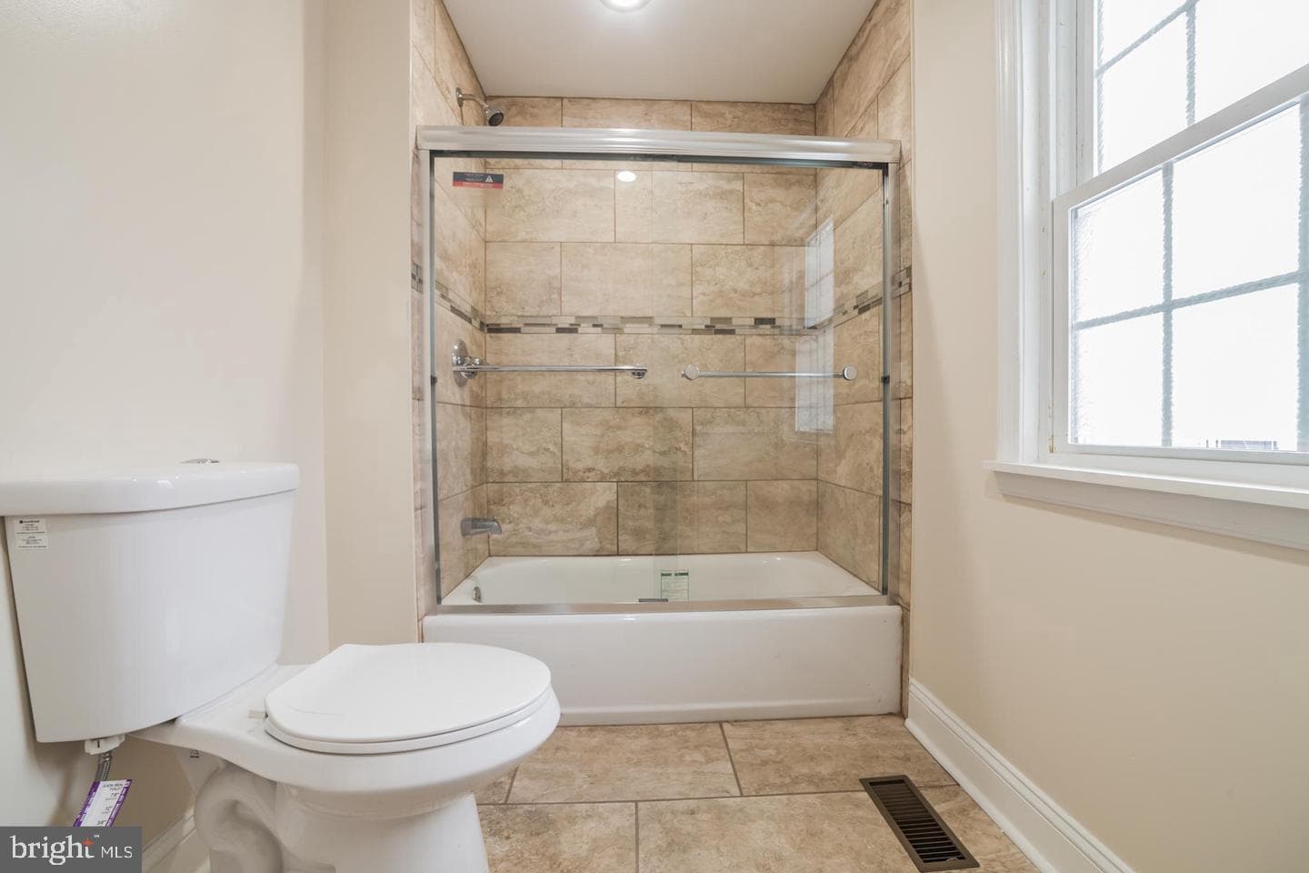 2921 Rosehill Street photo 24