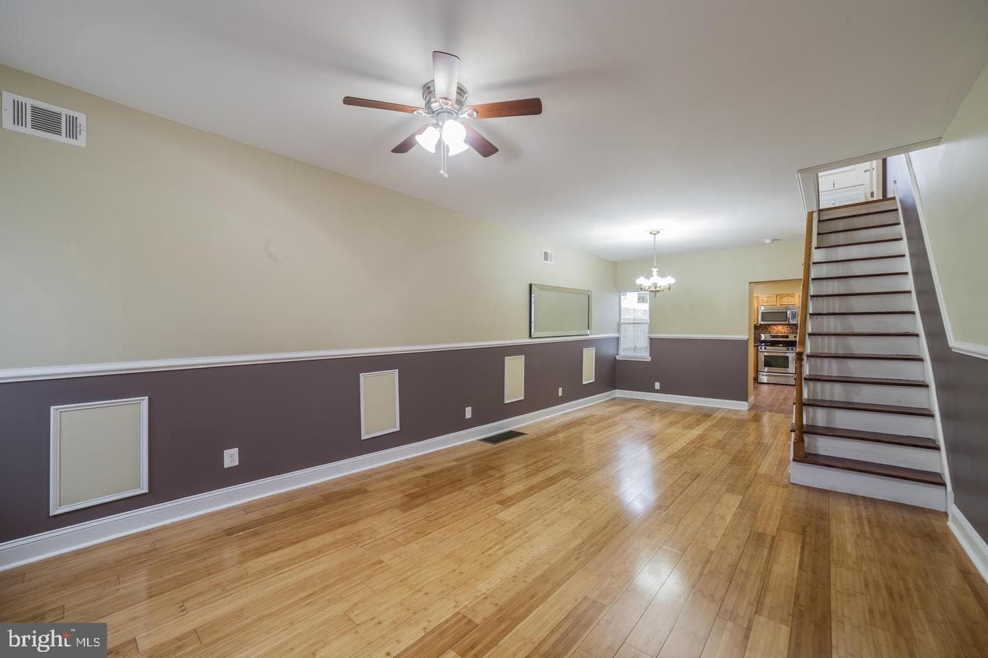 2921 Rosehill Street photo 4