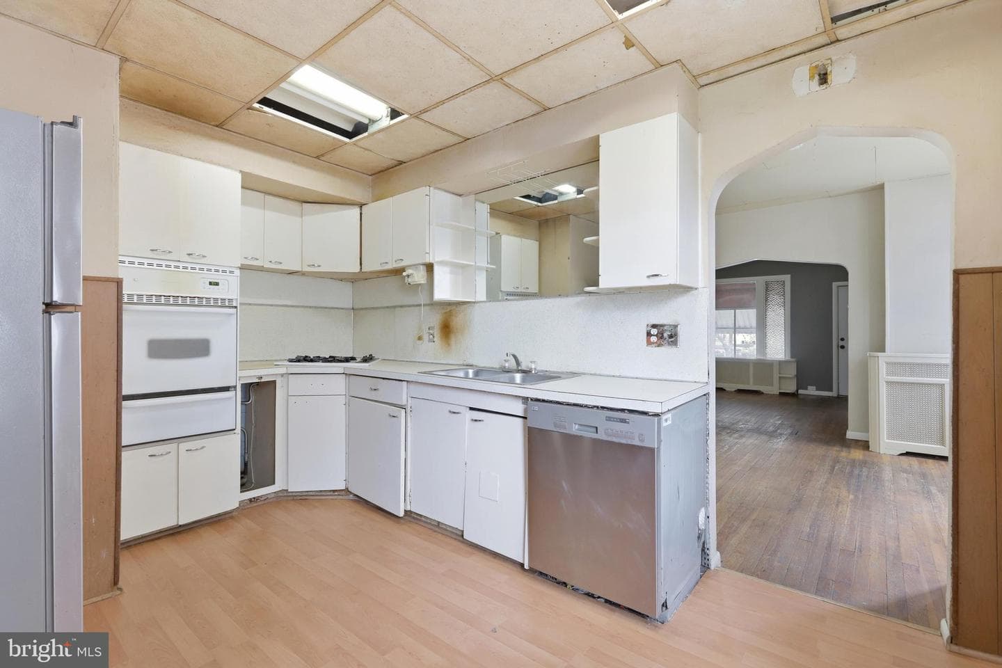 537 Robbins Street photo 14
