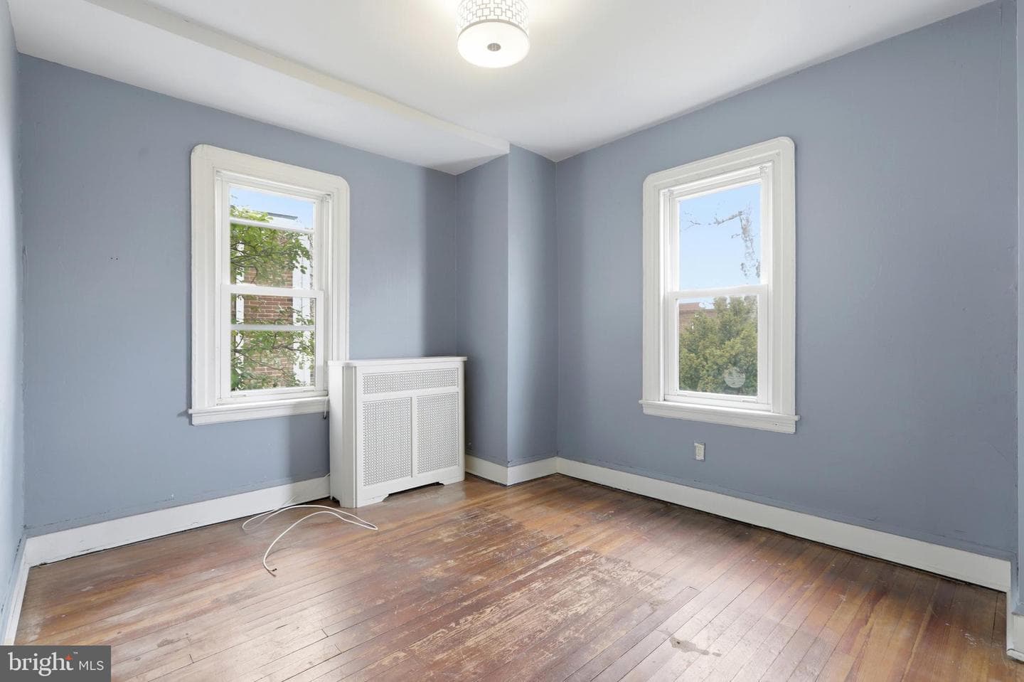 537 Robbins Street photo 26