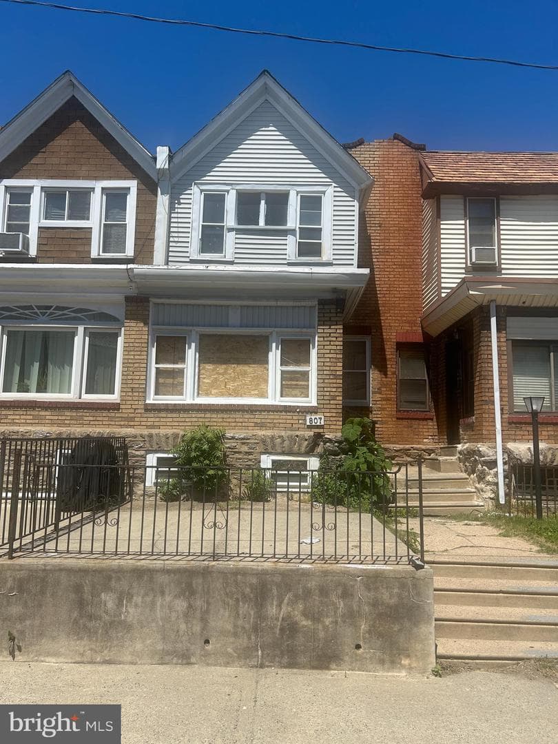 807 W Wellens Street, Philadelphia