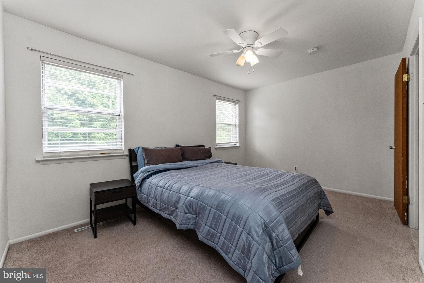 335 Leroy Street photo 20