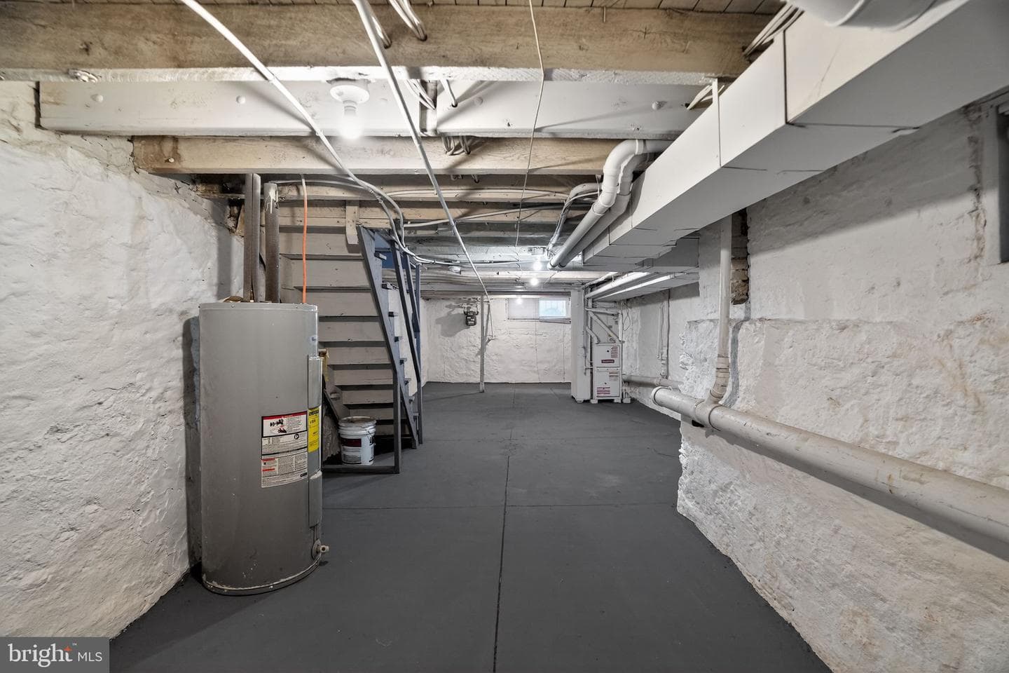 1346 N Dover Street photo 31