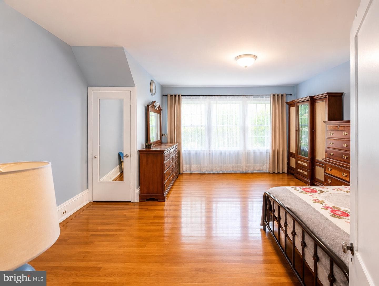 1112 Allengrove Street photo 10