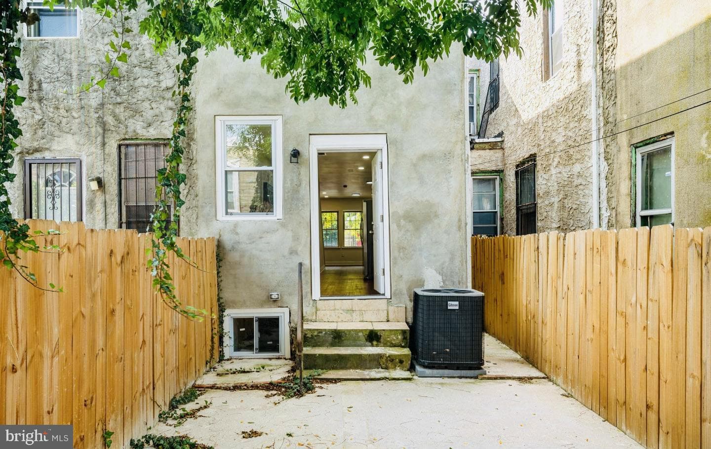 4847 Fairmount Avenue photo 34