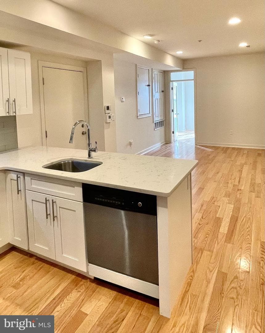 1437 Brown Street #2 photo 15