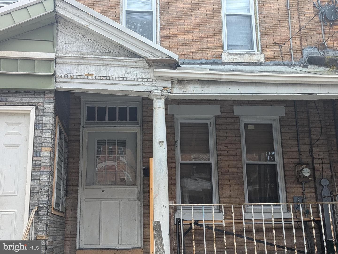 3838 Cambridge Street