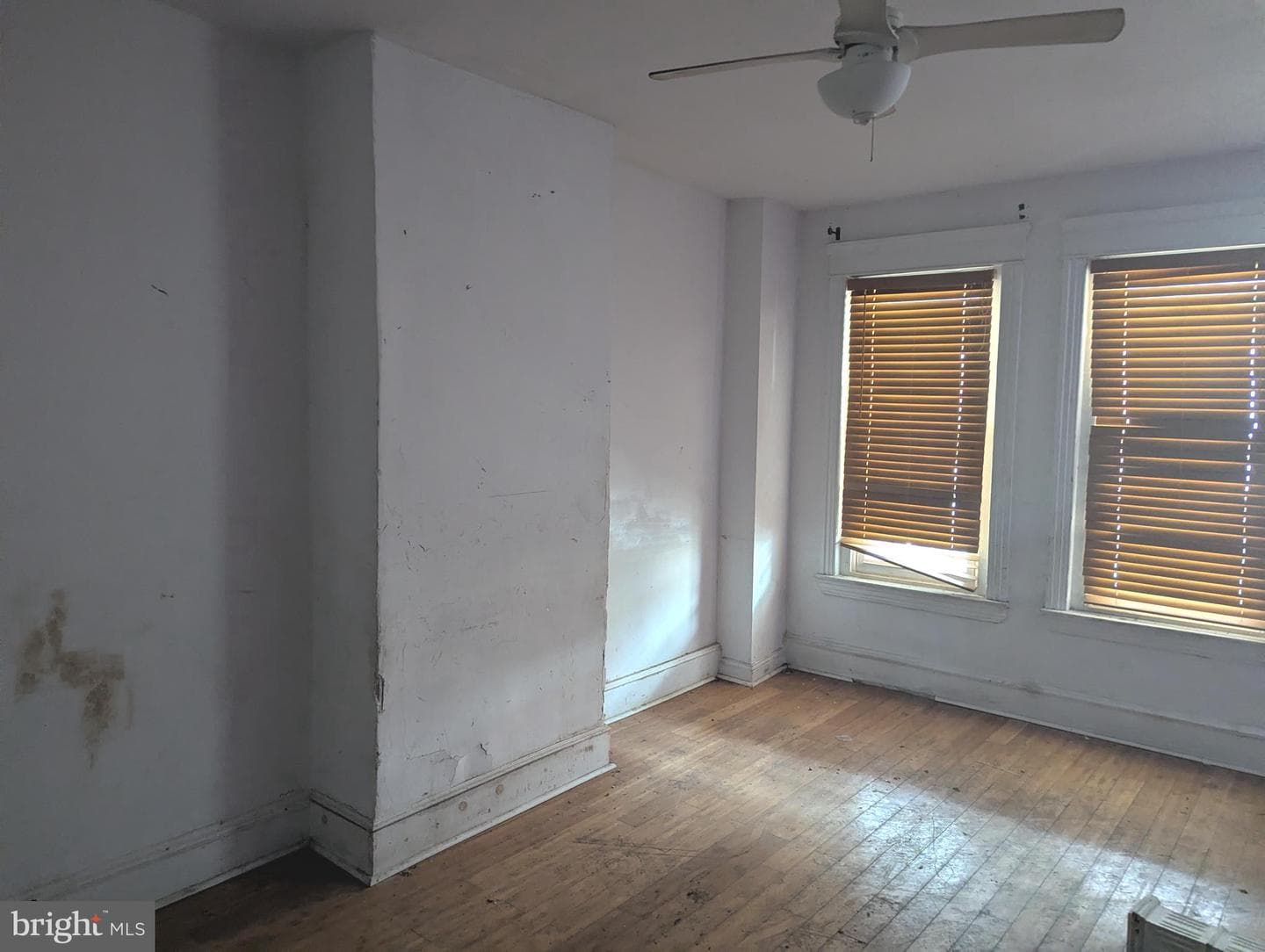 3838 Cambridge Street photo 4