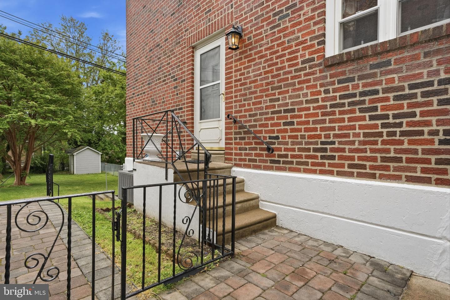 131 Ridgefield Road photo 2