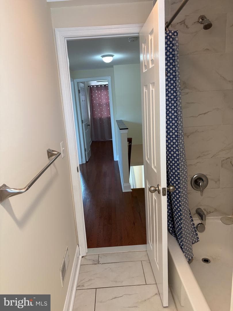 7151 Akron Street photo 20