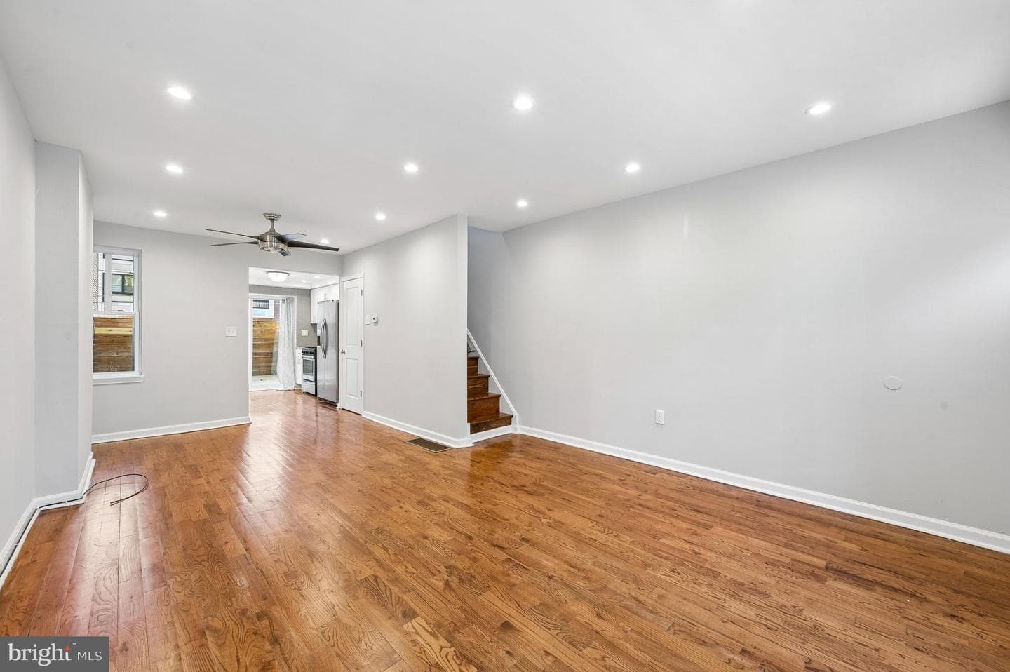 2027 Wilder Street photo 5
