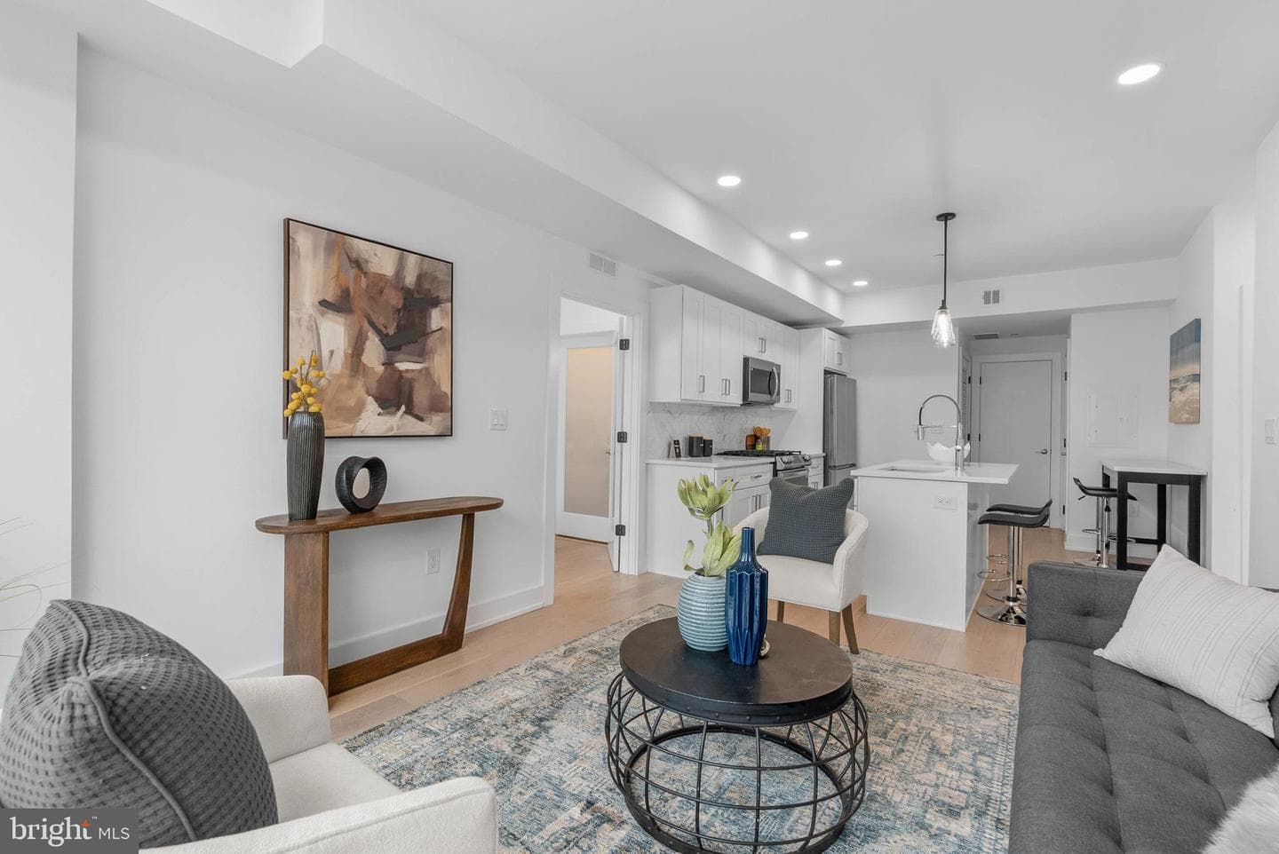 950 N 2nd St Unit 2B, Philadelphia