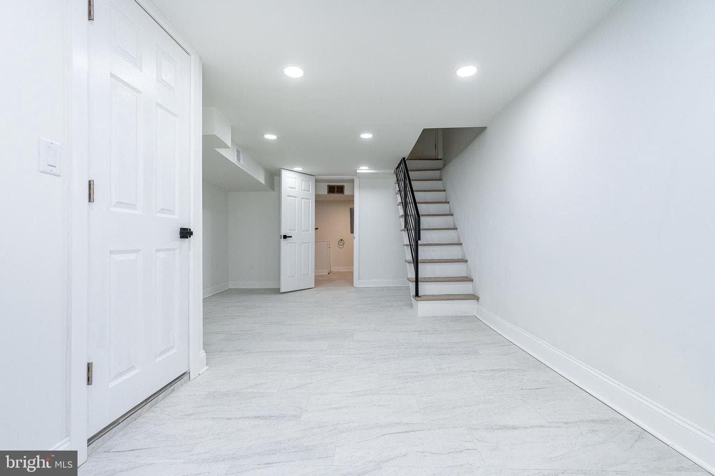 4421 N Orianna Street photo 30