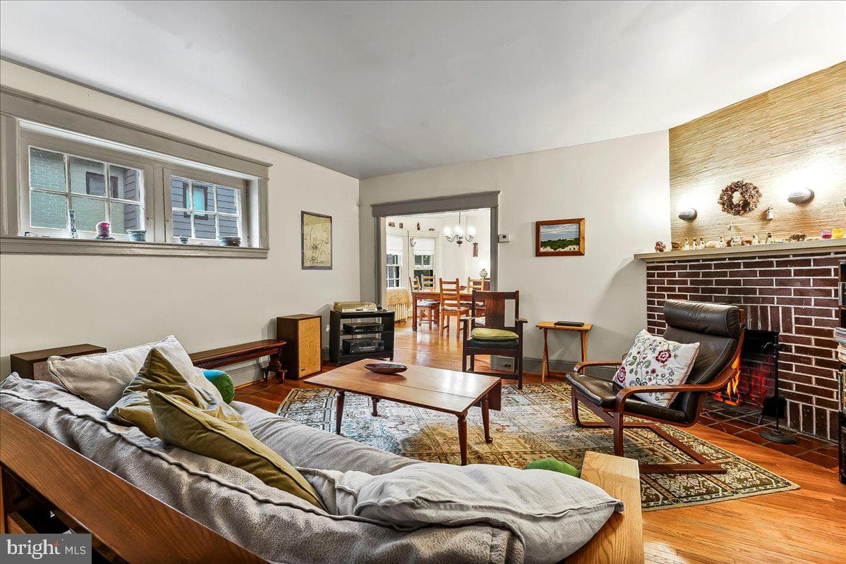 520 Burnham Road photo 4