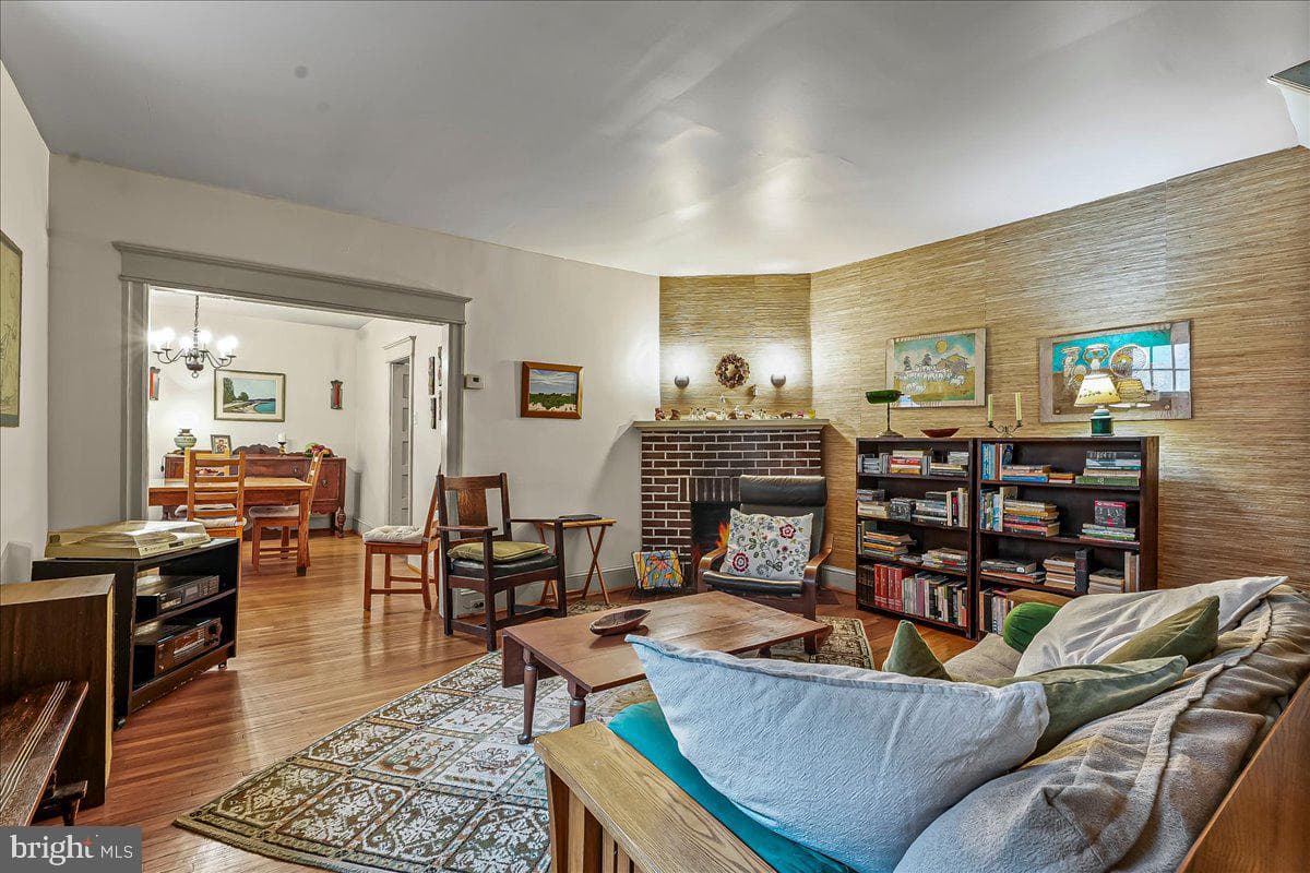 520 Burnham Road photo 6