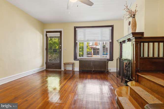452 W Winona Street photo 7