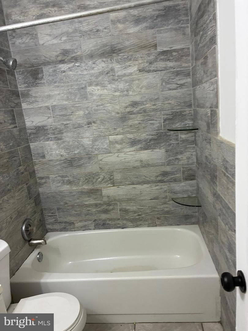 5436 Sharswood Street photo 9