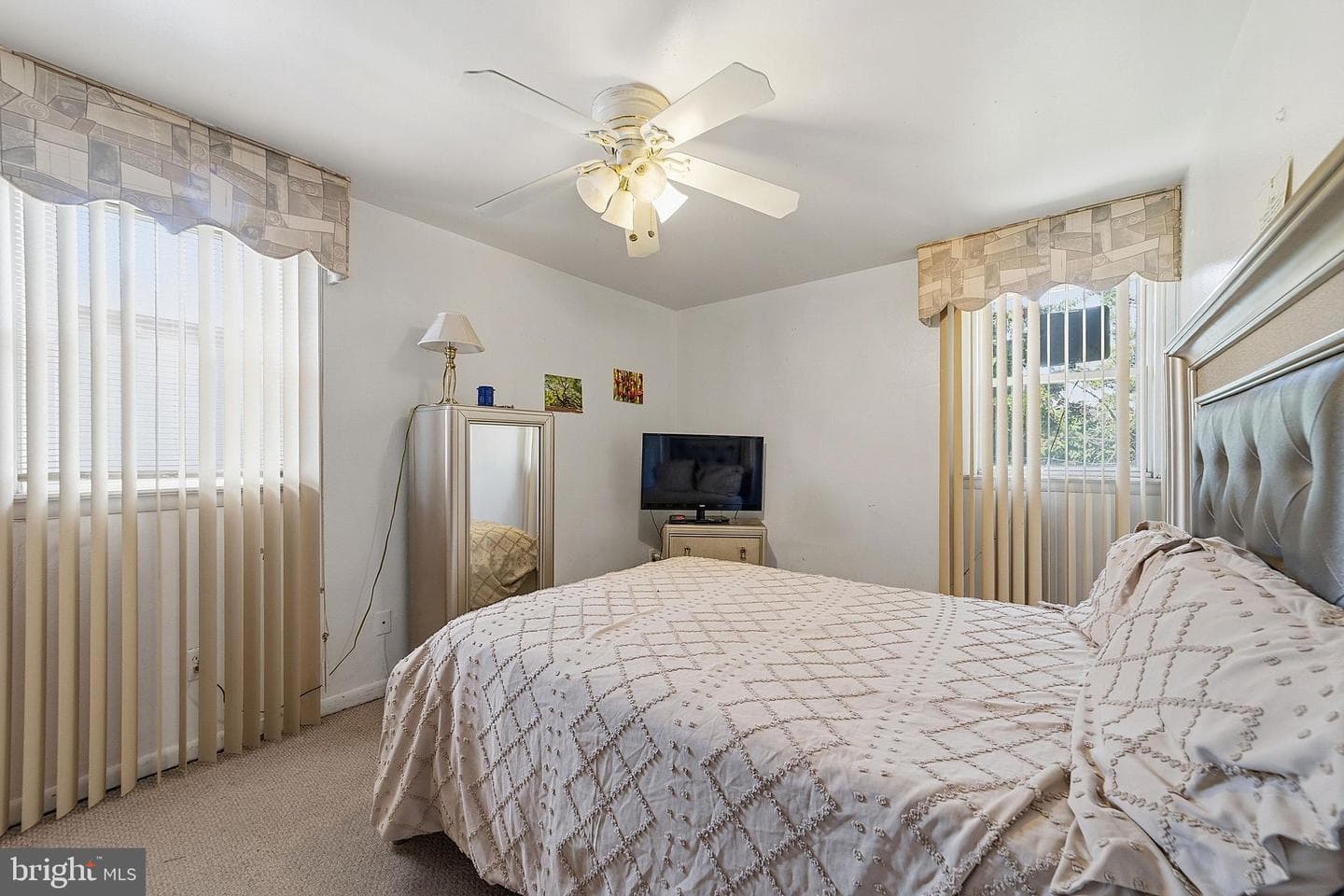 7828 Summerdale Avenue photo 17