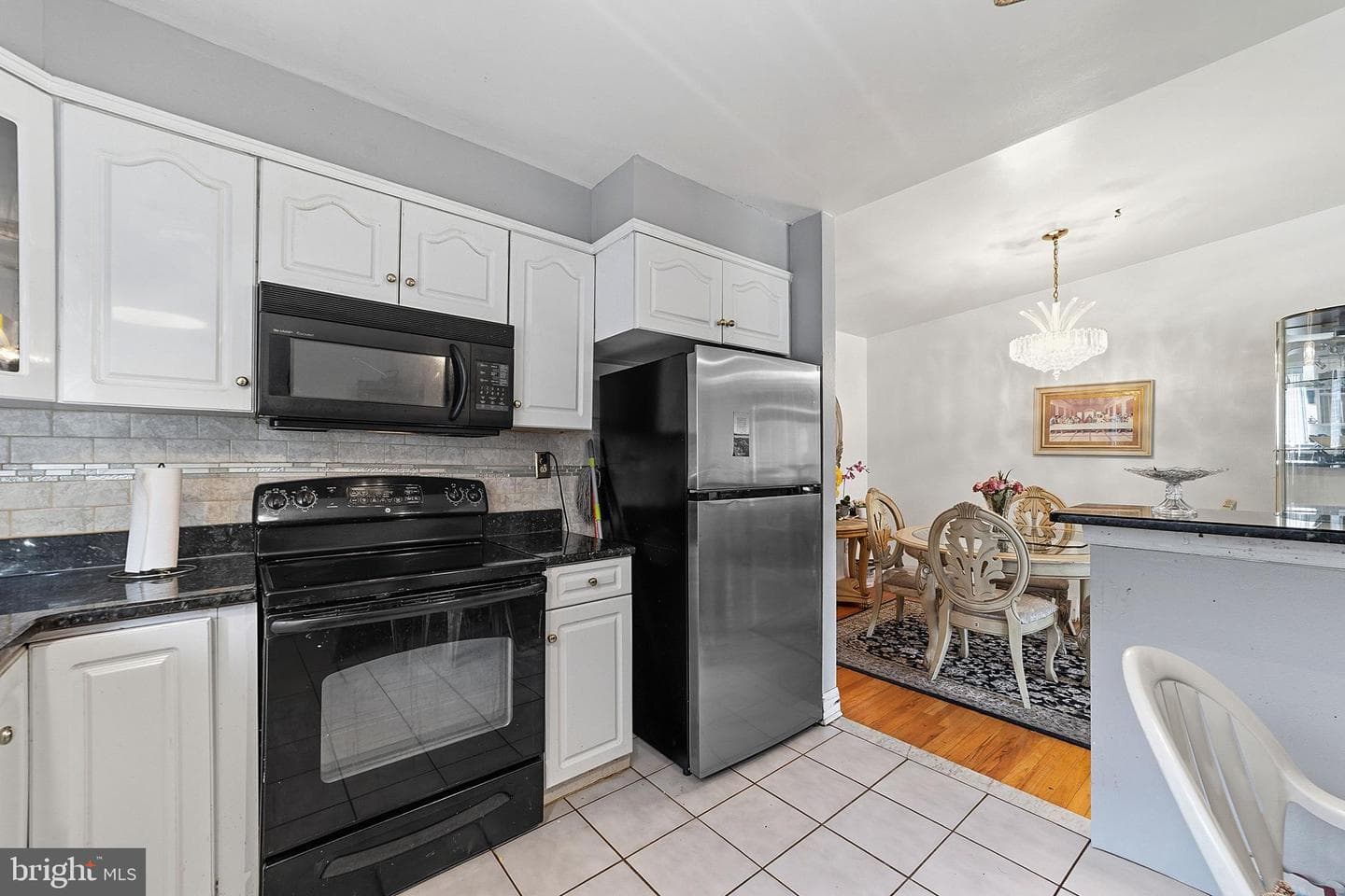 7828 Summerdale Avenue photo 9