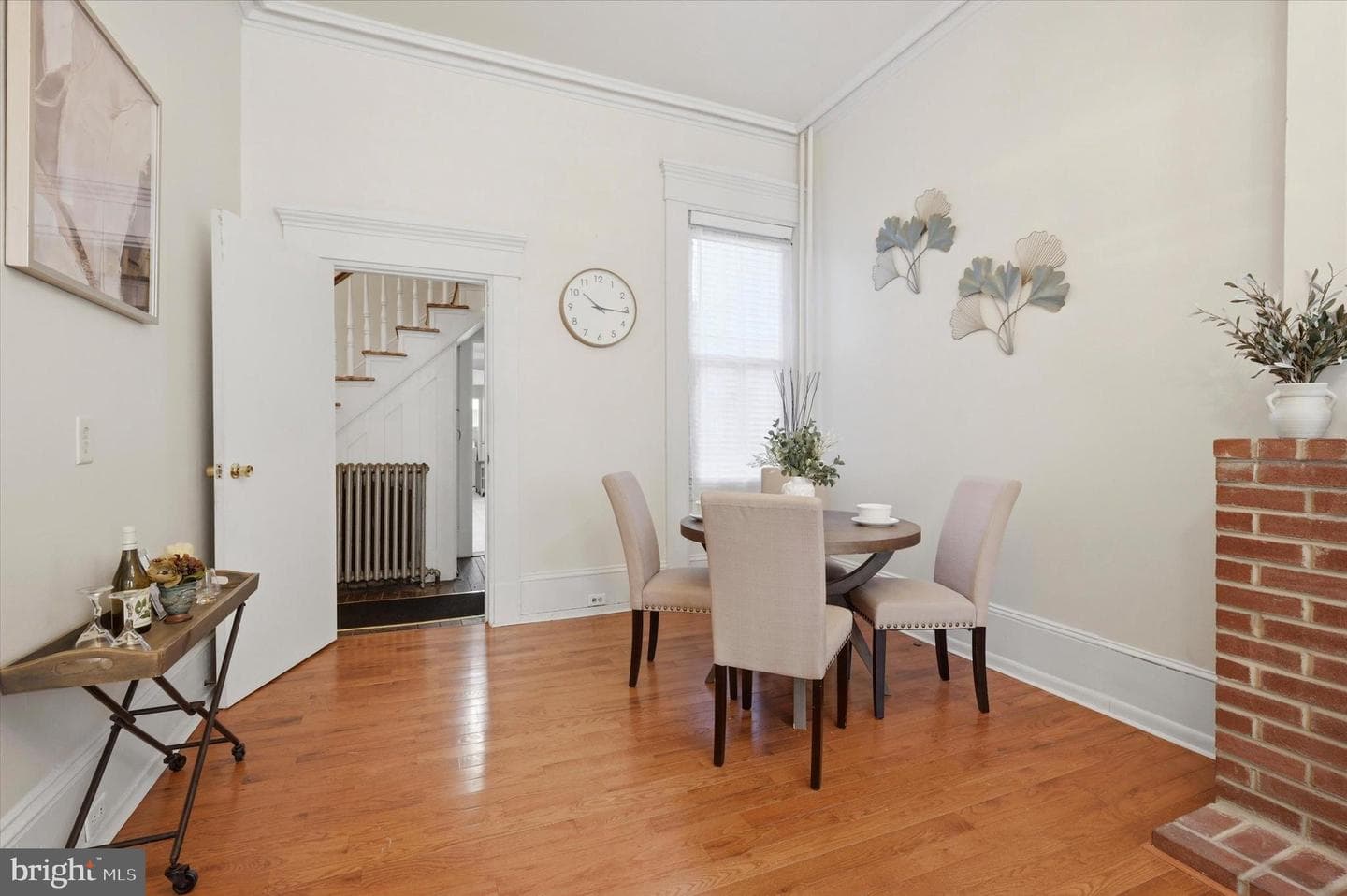 1127 Green Street photo 3