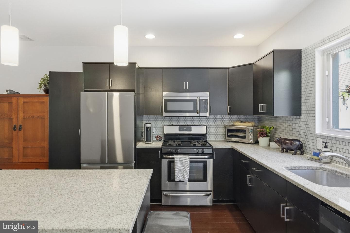 2045 Federal Street photo 11