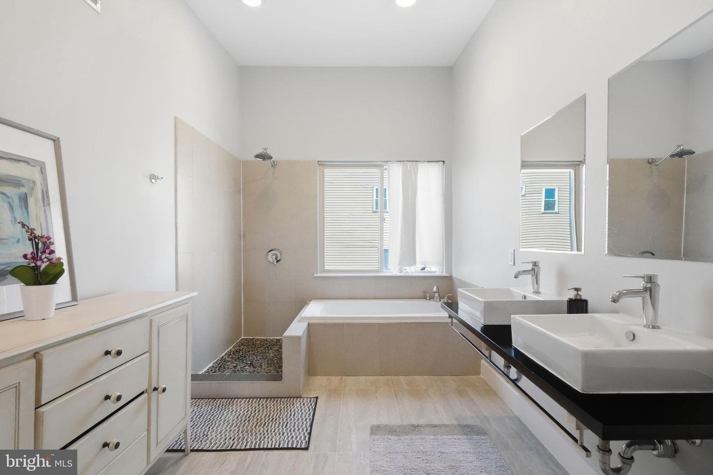 2045 Federal Street photo 27