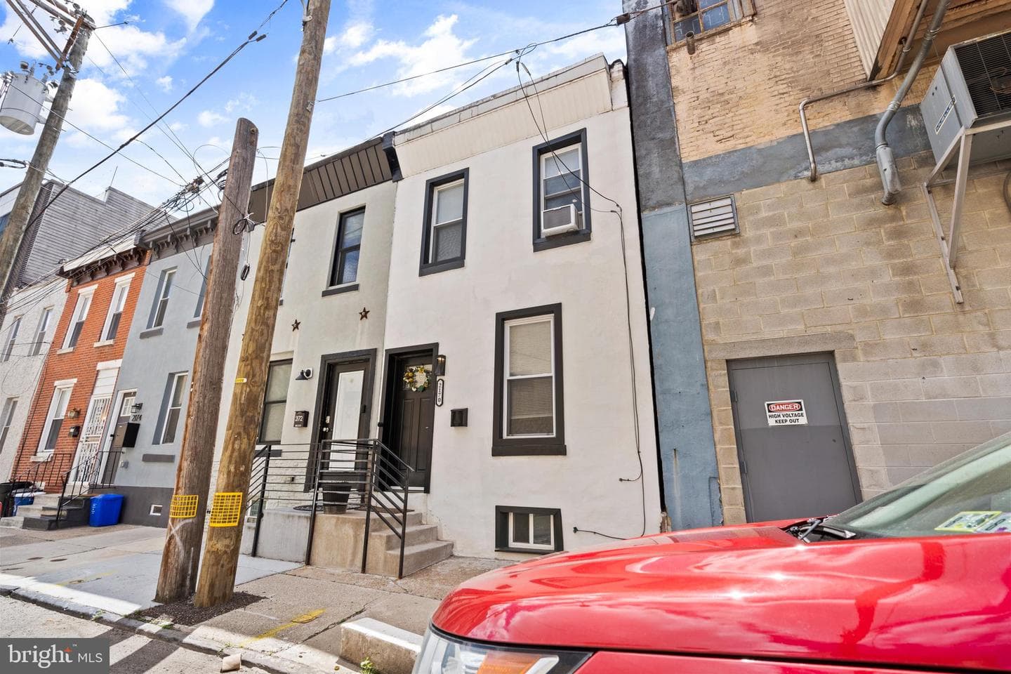2170 E Oakdale Street photo 23