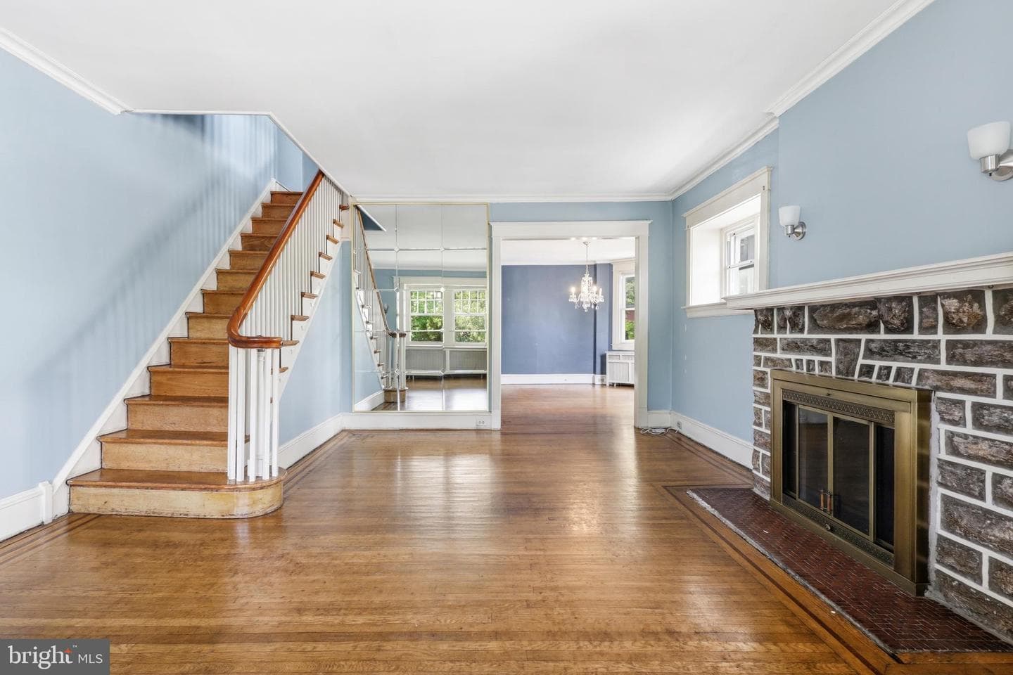 907 E Rittenhouse Street photo 4
