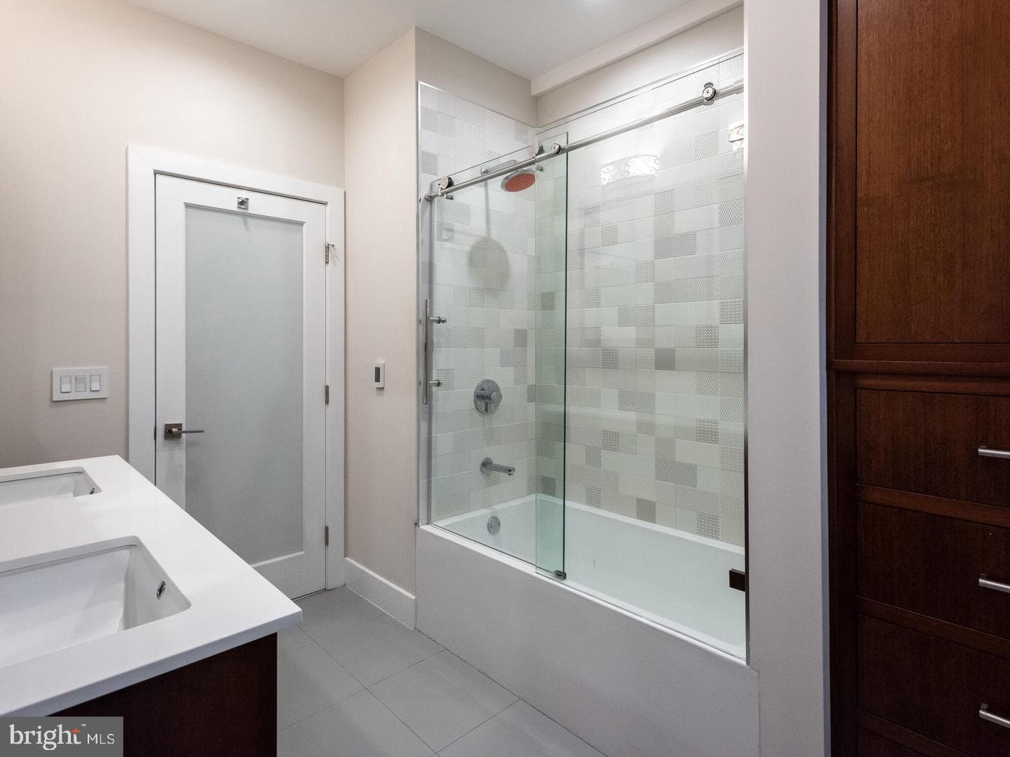 432 Gaskill Street photo 54