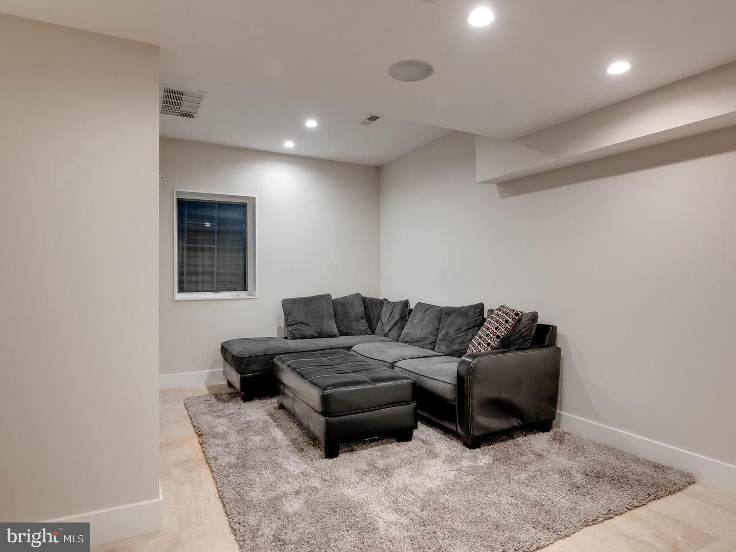 432 Gaskill Street photo 59