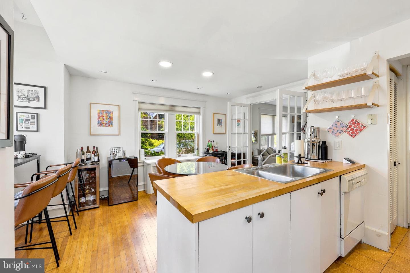 450 Wellesley Road photo 8