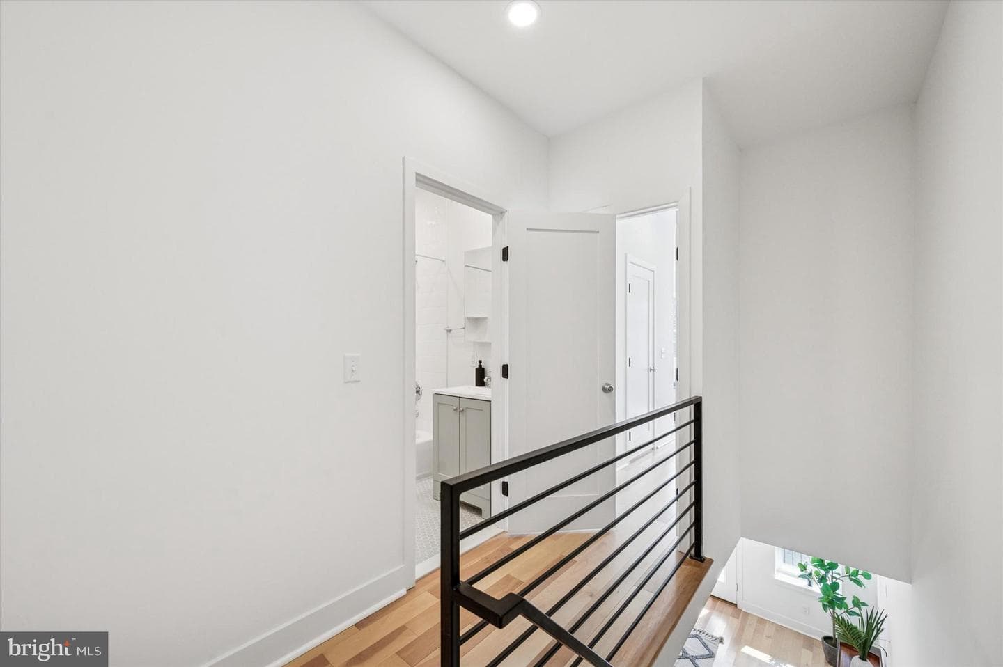 1432 S Newkirk Street photo 15