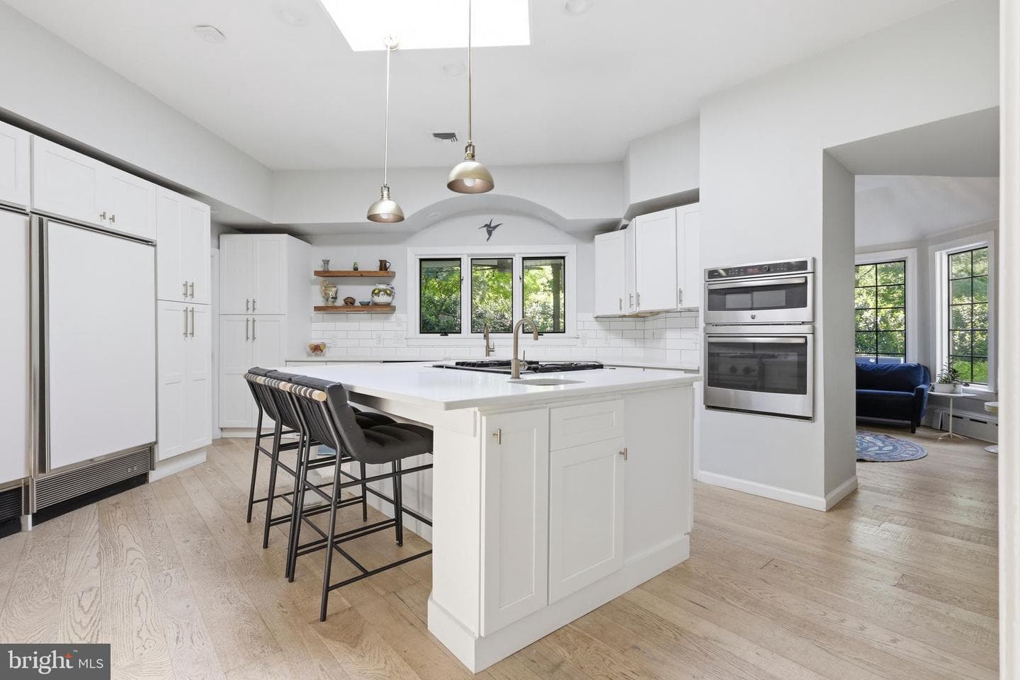 7700 Cherokee Street photo 3