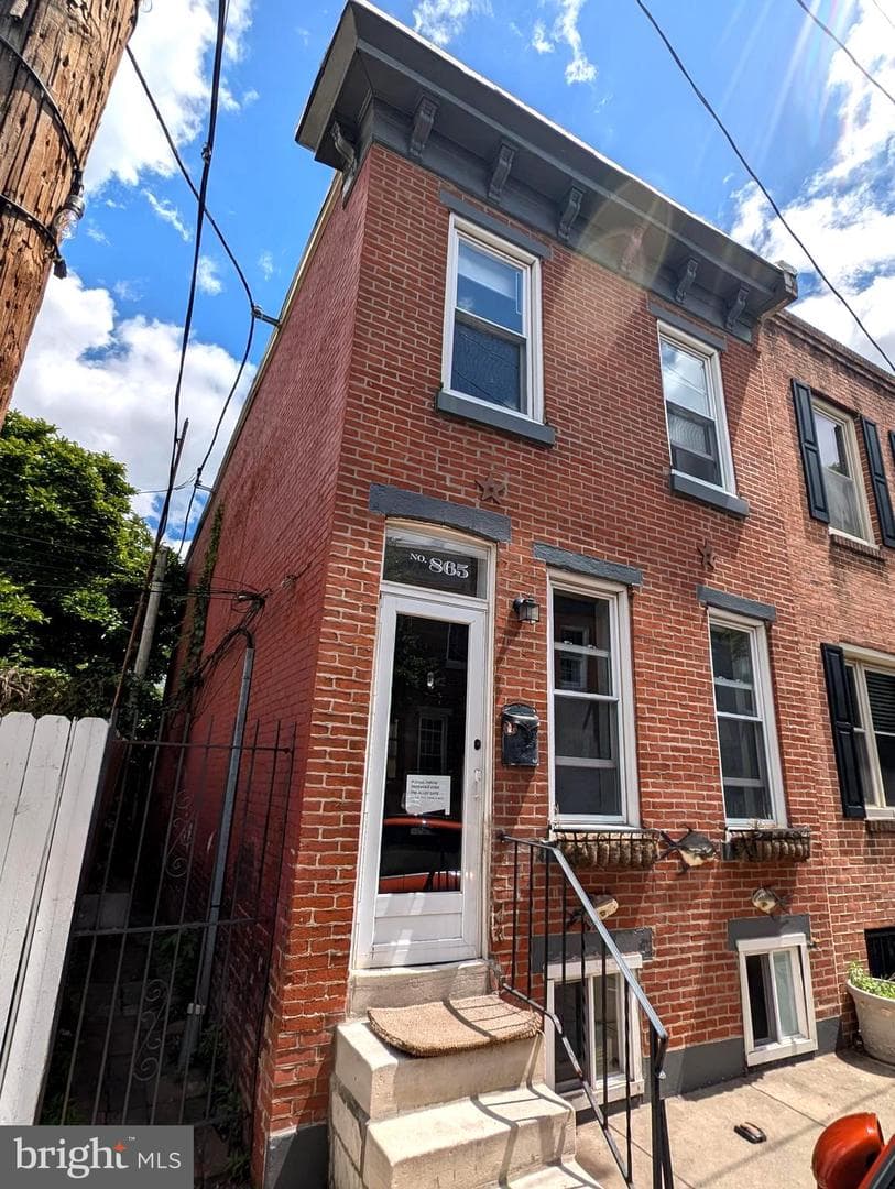 865 N Bambrey Street, Philadelphia