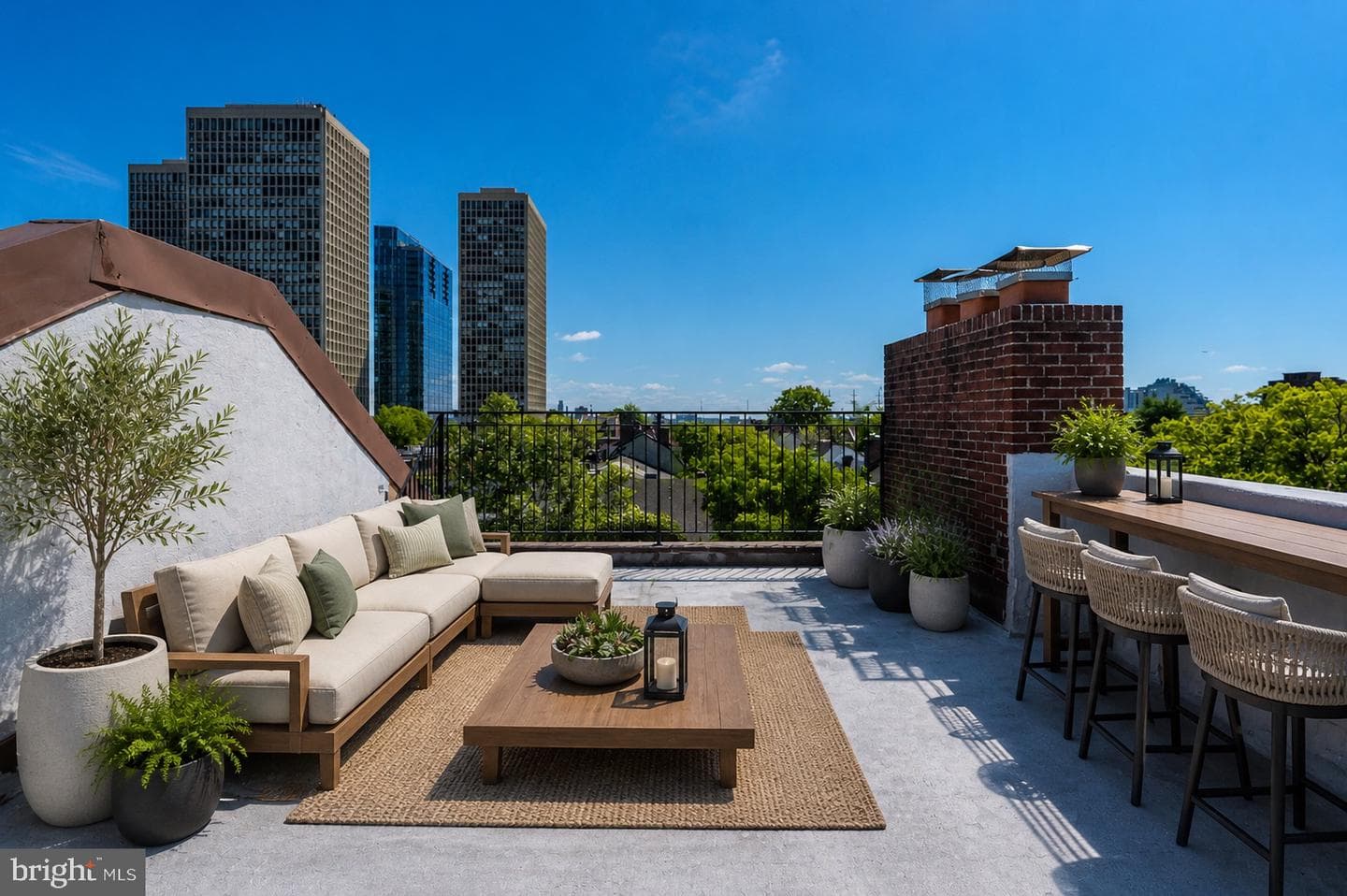 303 Spruce Street photo 23