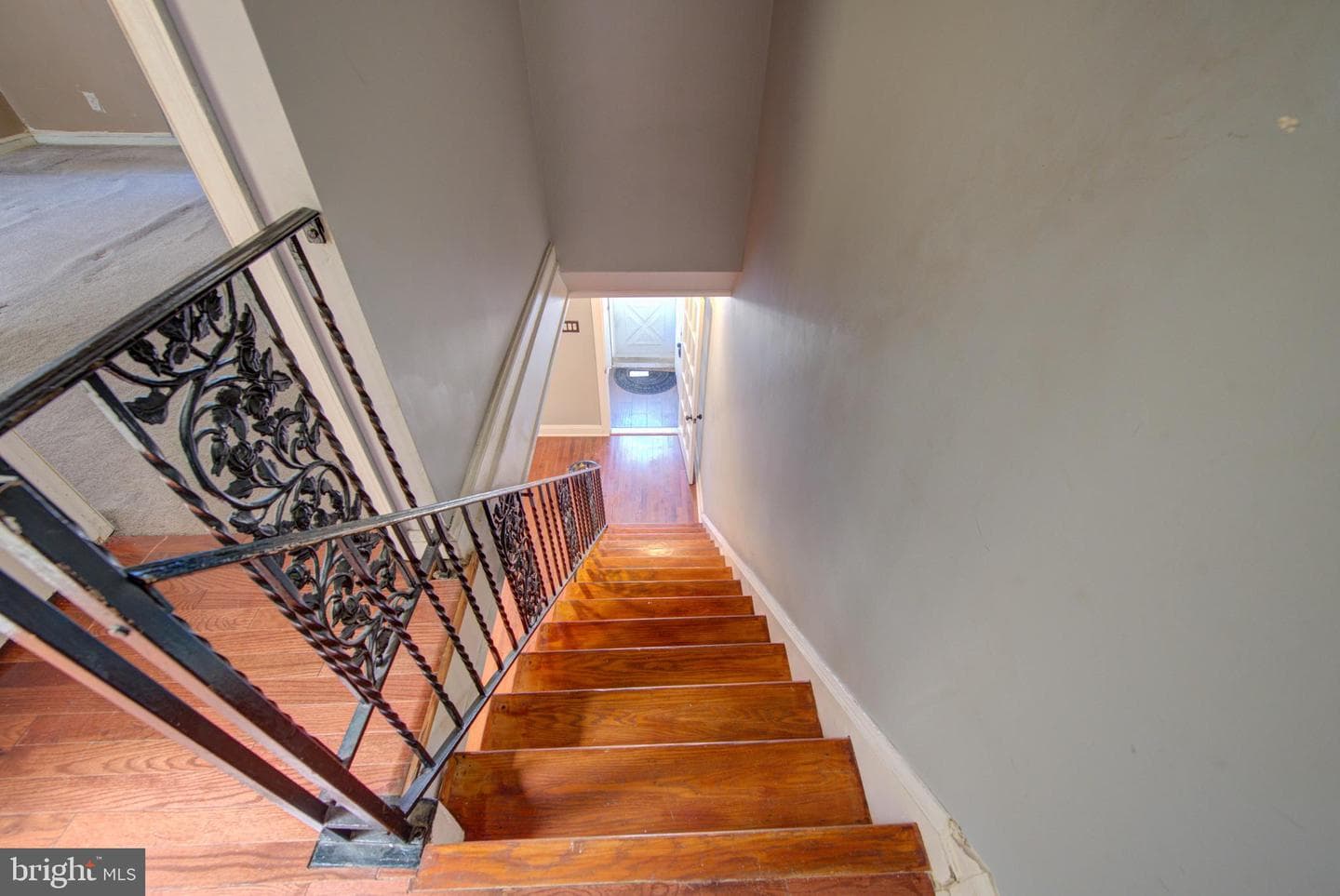 6330 Everett Avenue photo 21