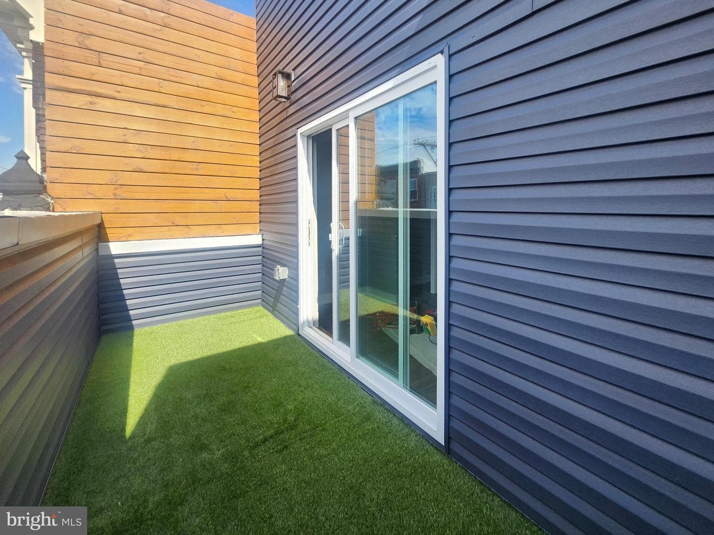 429 Tasker Street photo 19
