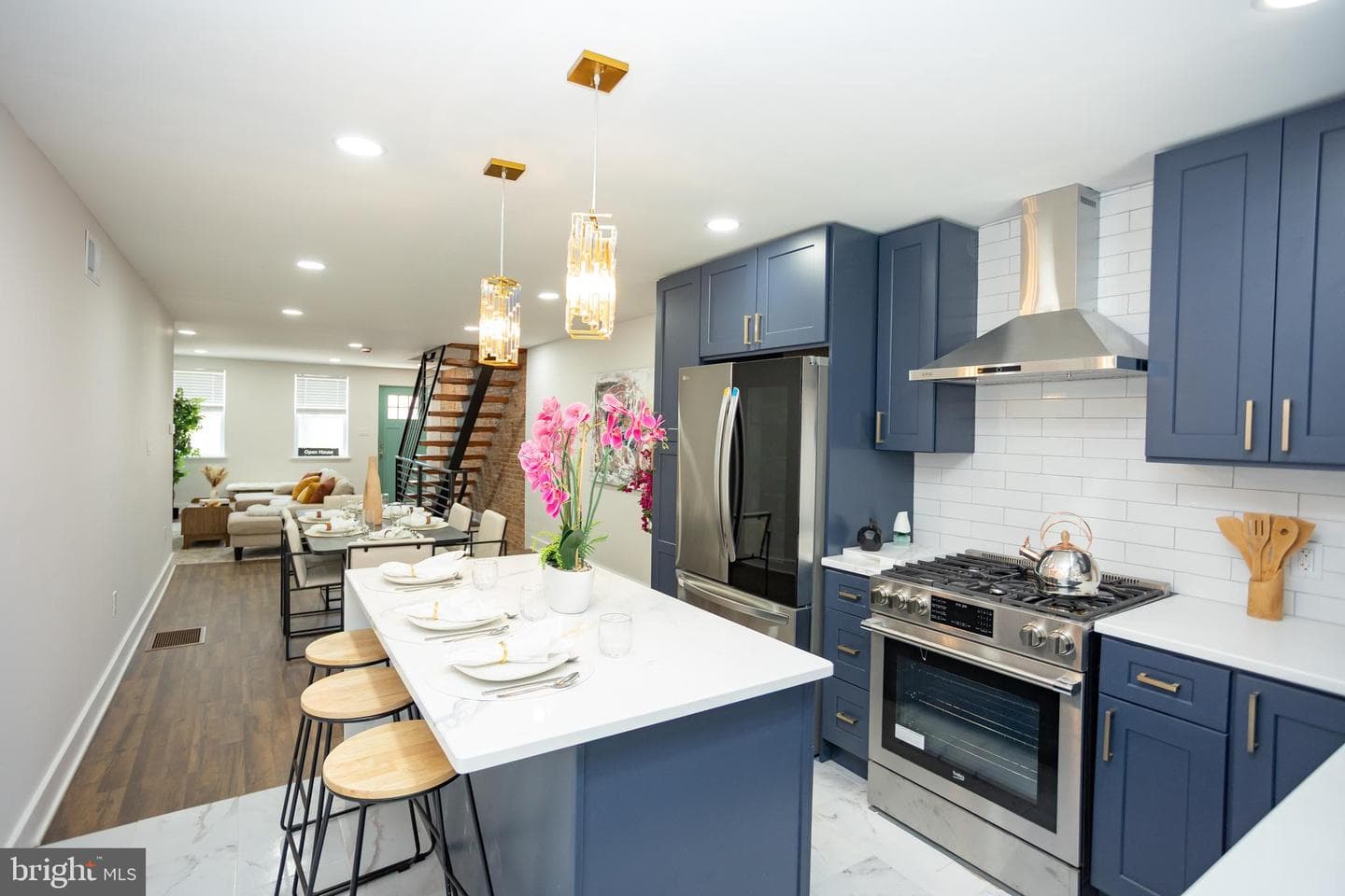 429 Tasker Street photo 3