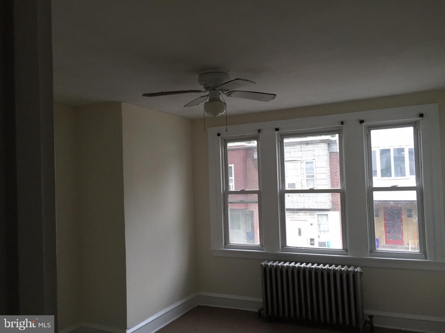 536 E Ashmead Street photo 3