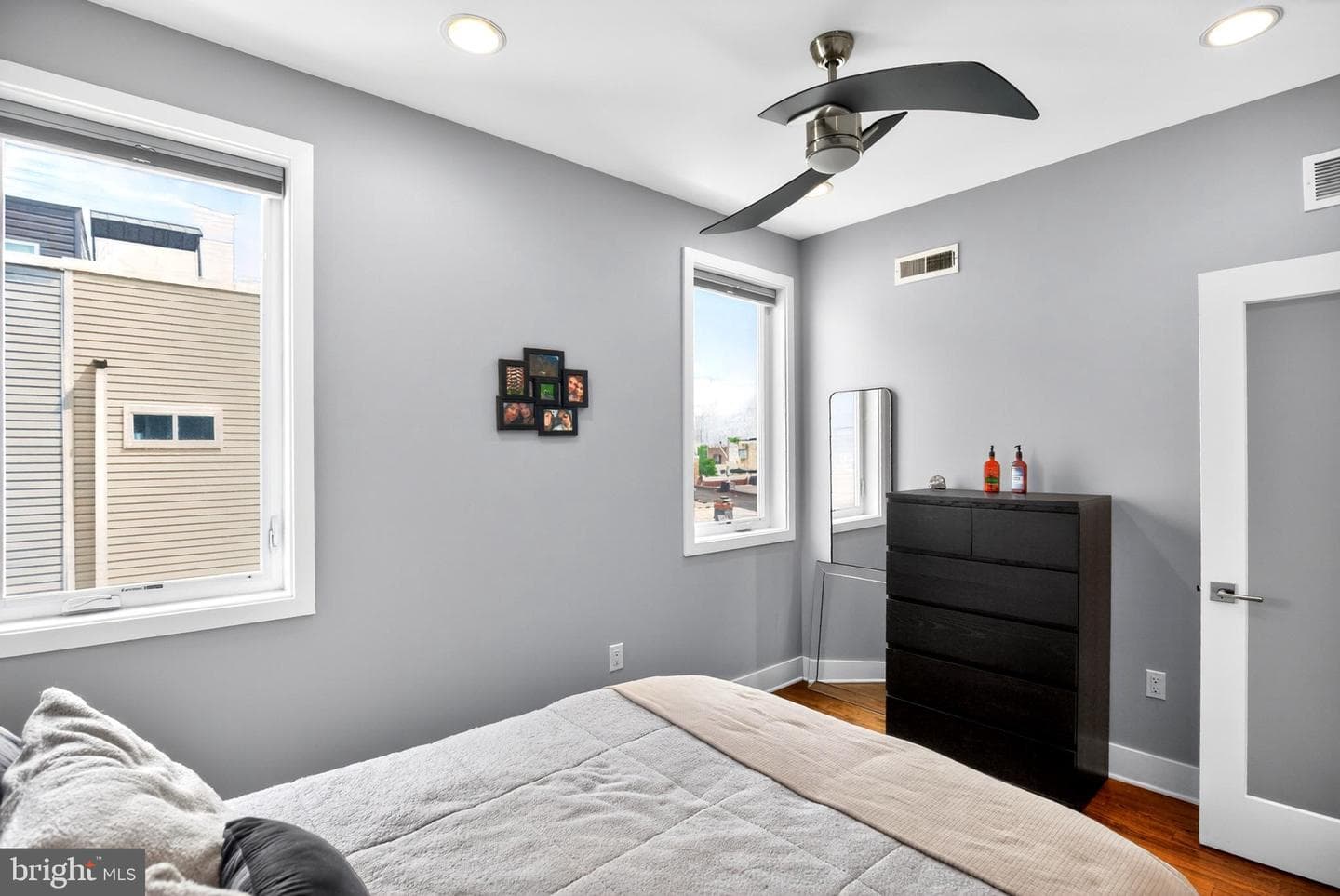 2227 Titan Street photo 8