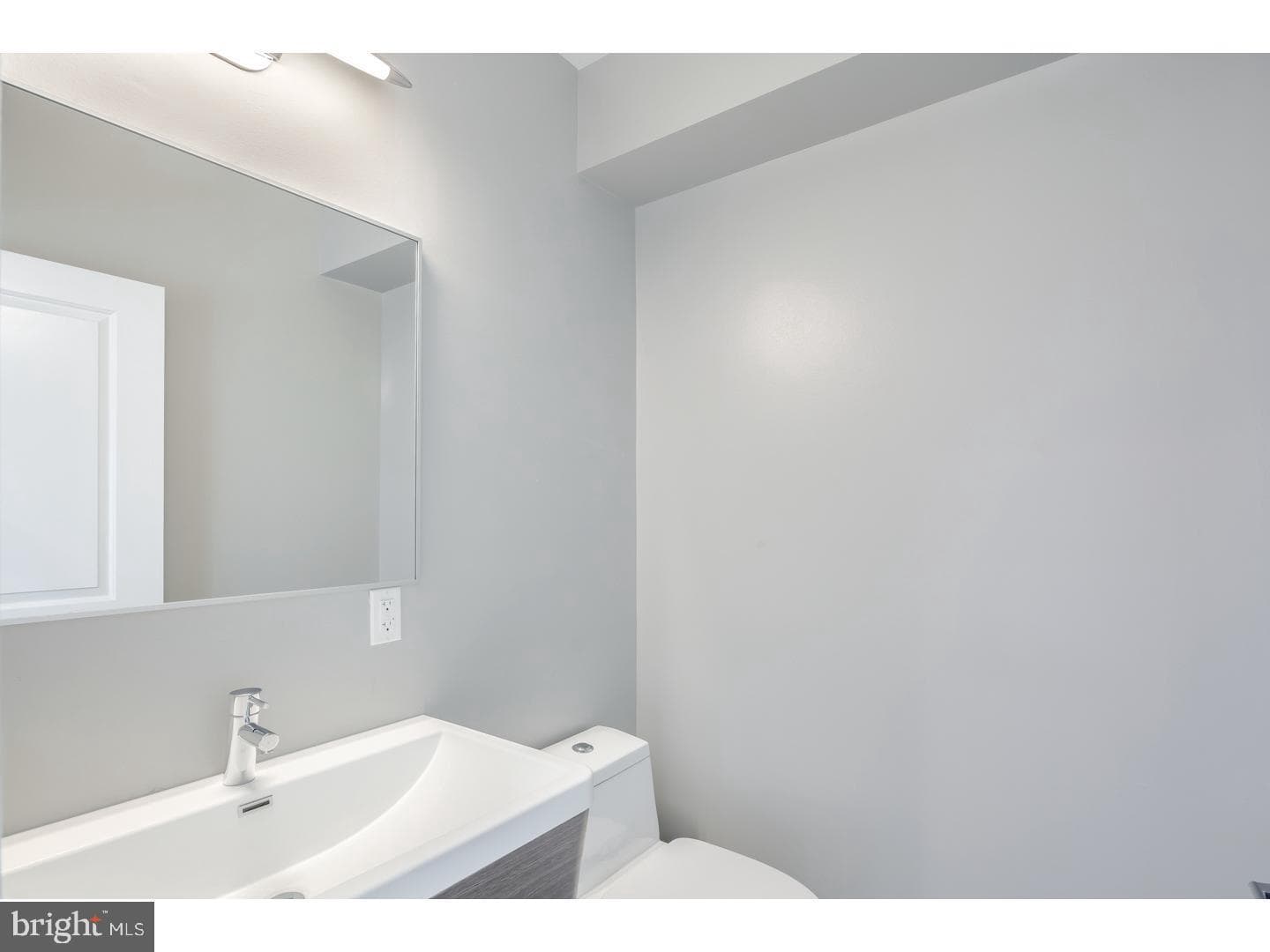910 N 16th Street #c photo 10