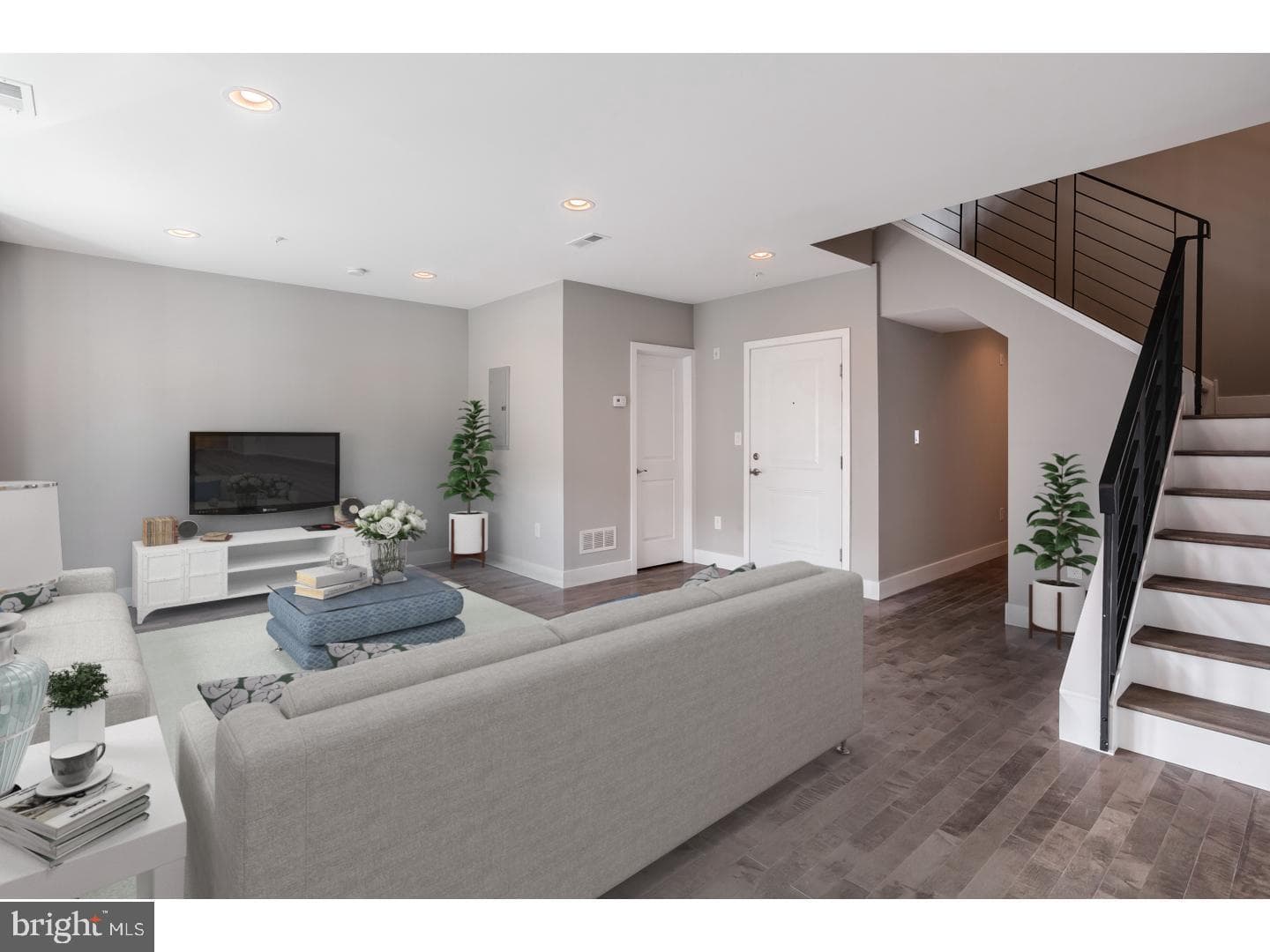 910 N 16th Street #c photo 3