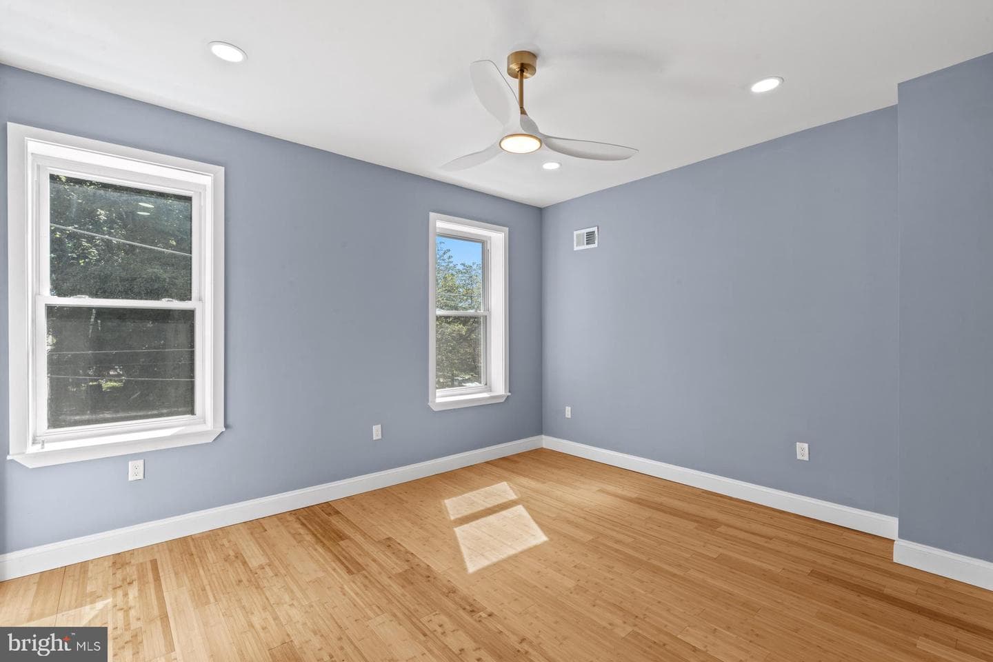 826 N Preston Street photo 14