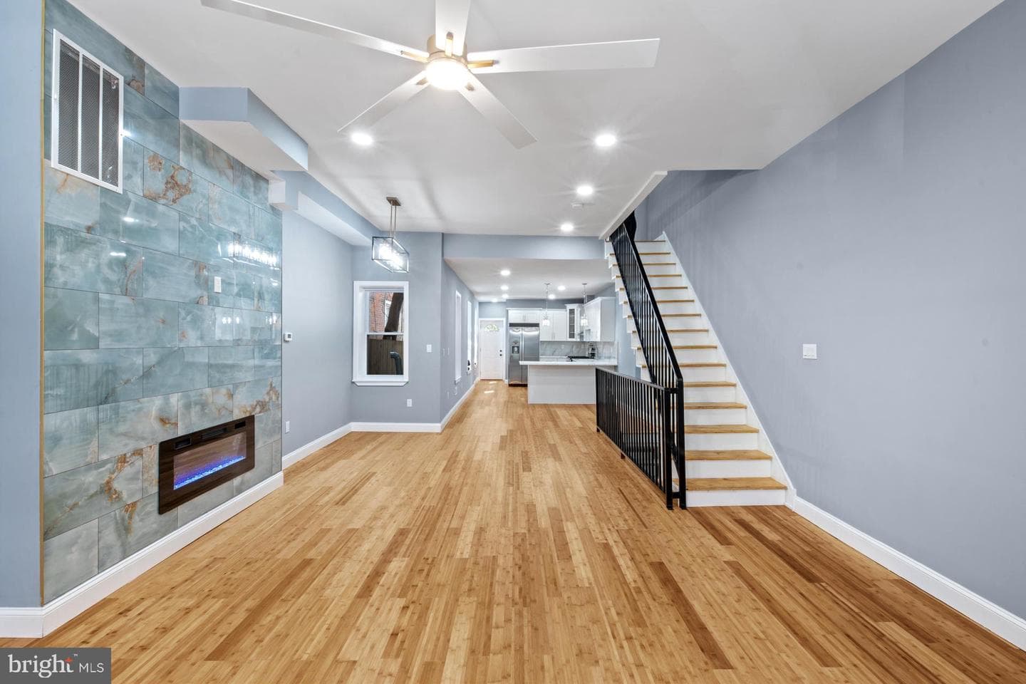 826 N Preston Street photo 3