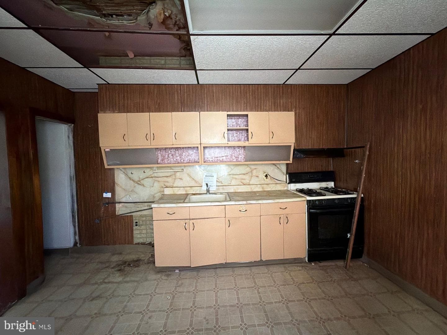437 S 61st Street photo 11