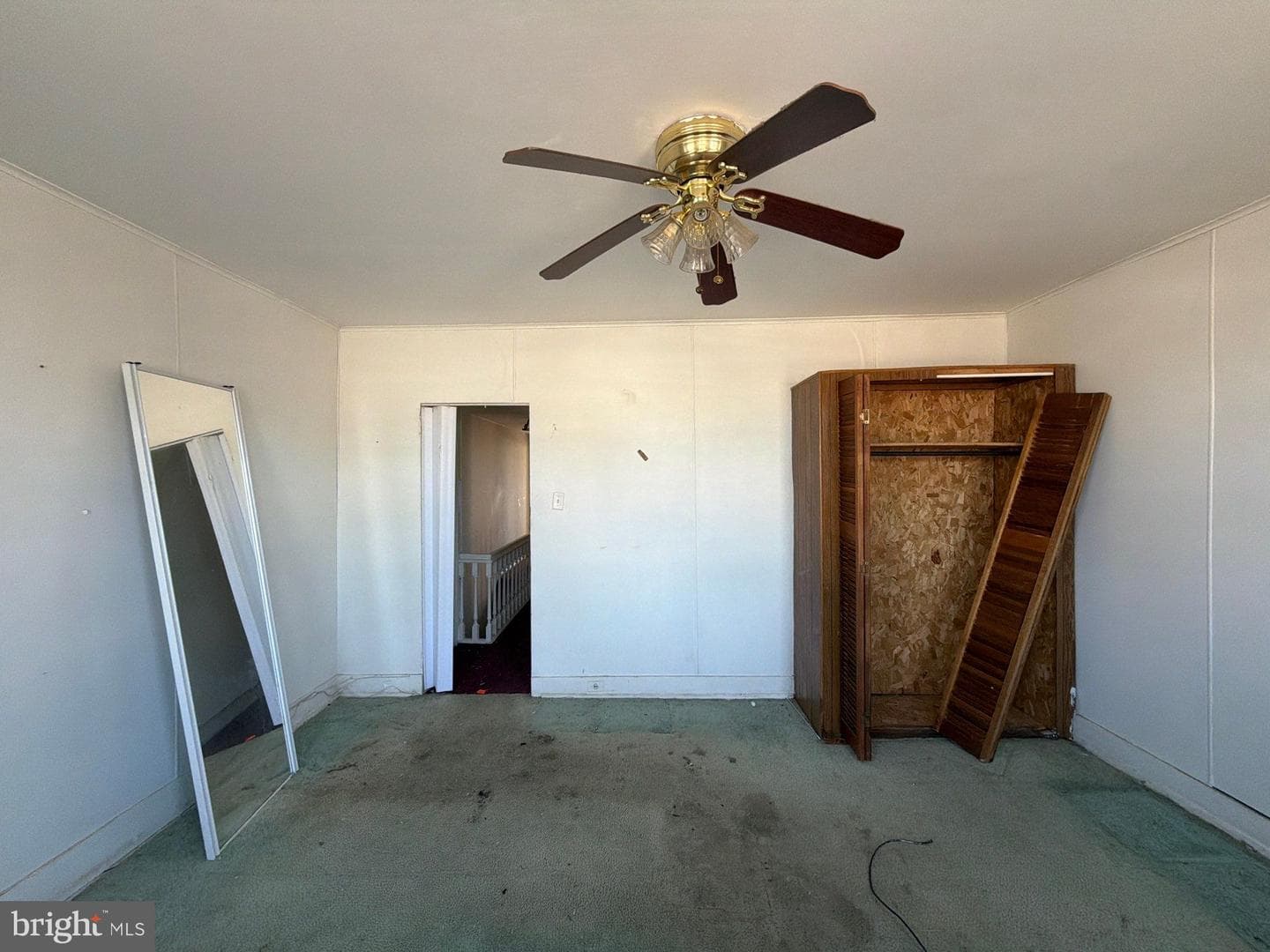 437 S 61st Street photo 4