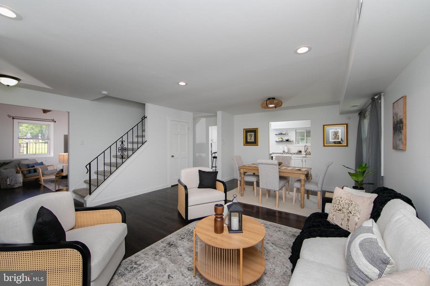 335 Cinnaminson Street photo 5
