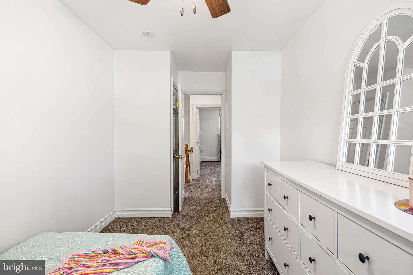 15063 London Road photo 16
